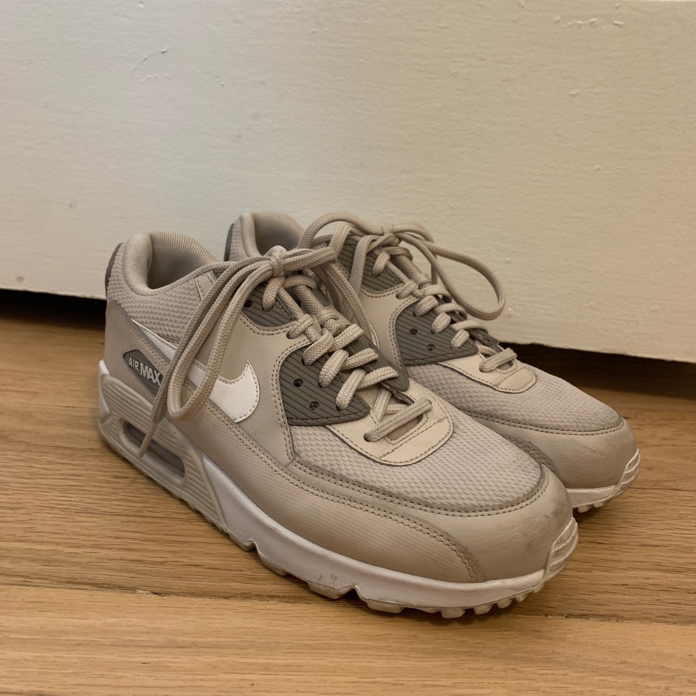 Nike AirMax 90 Nude Grey